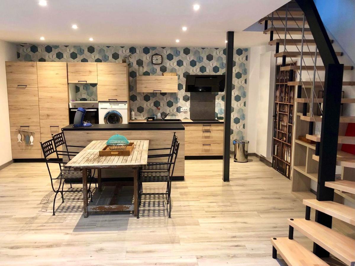 Maison Charmante Avec Piscine Privee A Saint-Georges-De-Pointindouxc מראה חיצוני תמונה